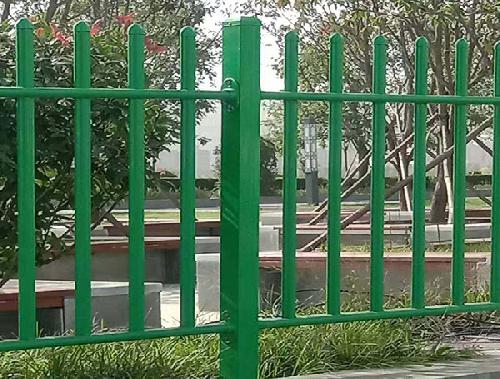 洛陽(yáng)鋅鋼護(hù)欄廠