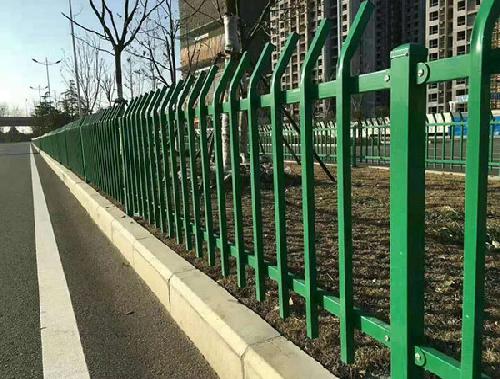 洛陽(yáng)鋅鋼護(hù)欄廠